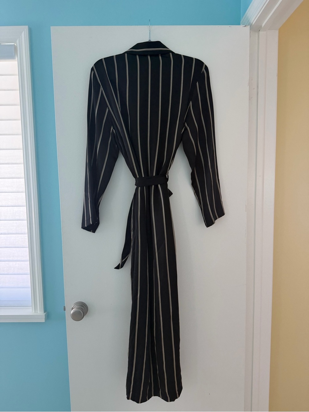 J.Peterman Company Gangster 100% Silk Robe S - Picture 2 of 6